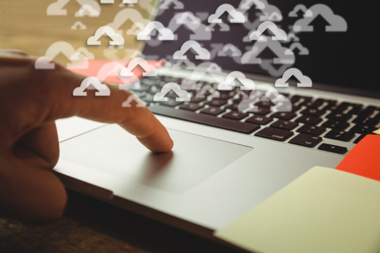 アップロード代行のイメージ